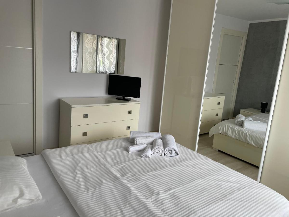 Denis Apartament Turda Luaran gambar