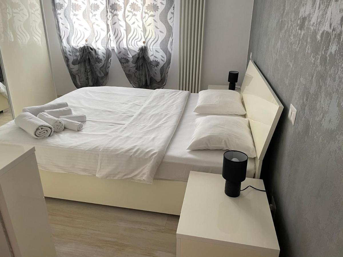 Denis Apartament Turda Luaran gambar